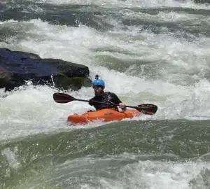 Read more about the article 3 Sep: Nic Paidas: Paddling the Zambezi with one arm